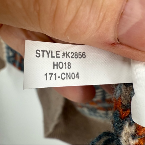 J. Crew 100% lambswool crewneck sweater in fair Isle Pattern sweater - Picture 9 of 10